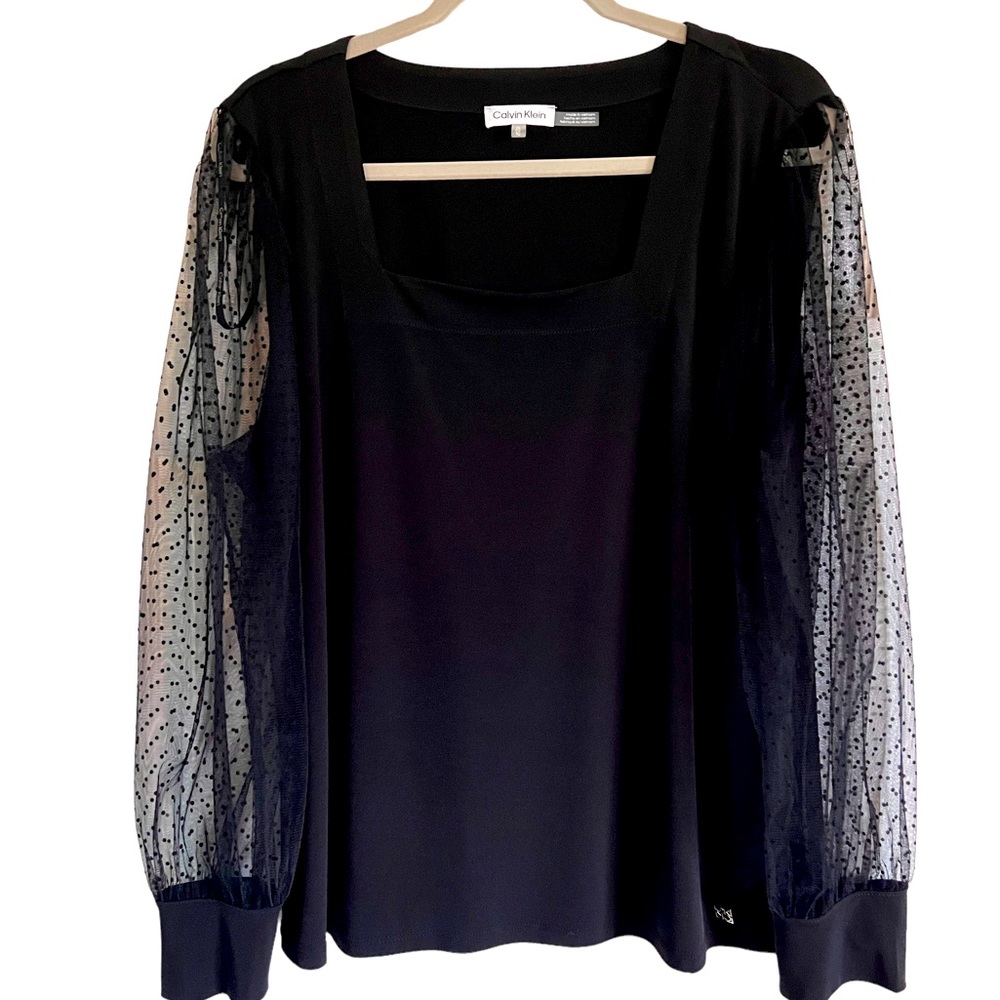Calvin Kline Black Top size XL